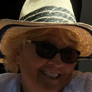 Meet your Posher, Cindi